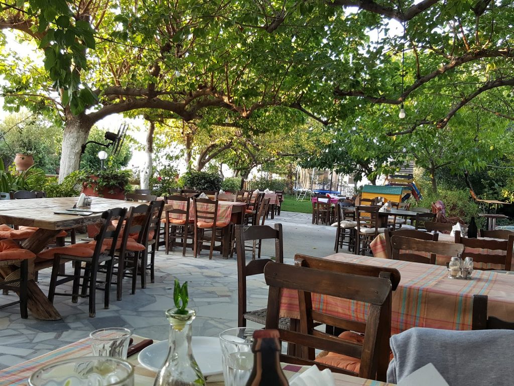 η Ταβέρνα μας