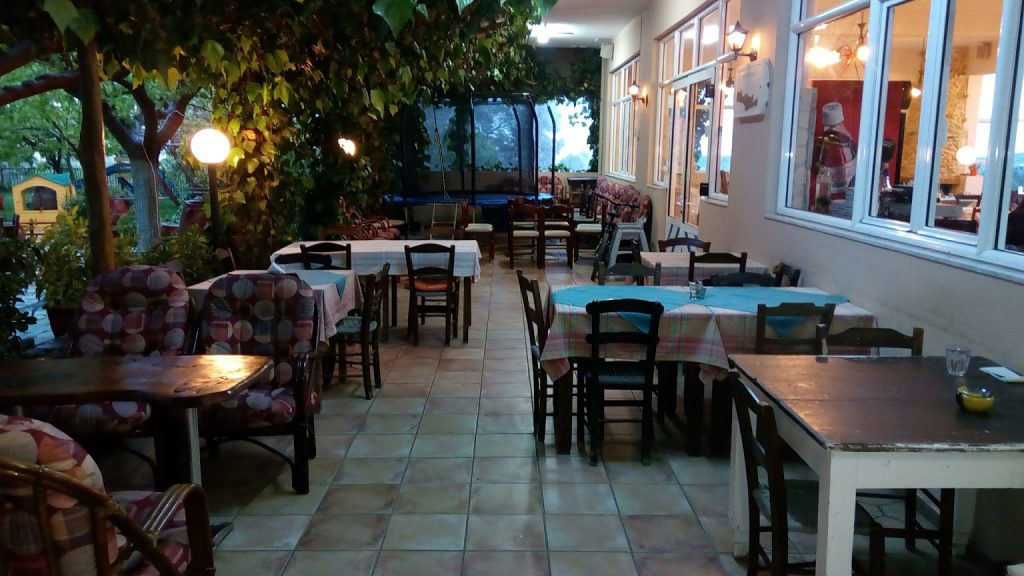 η Ταβέρνα μας